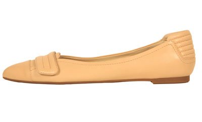 Chatitas color nude con detalles acolchados y pespuntes de Nine West